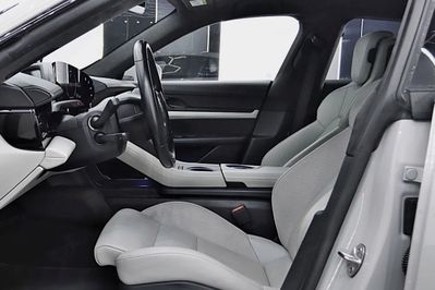 Porsche Taycan Turbo Cross Turismo