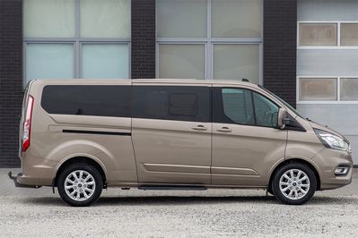 Ford Tourneo Custom L2H1 Titanium X AT