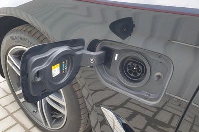 BMW Seria 5 Touring 530e xDrive Luxury Line