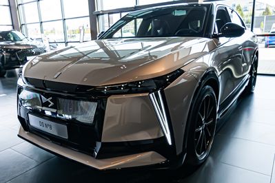 DS N°8 Jules Verne Long Range AWD 97.2kWh