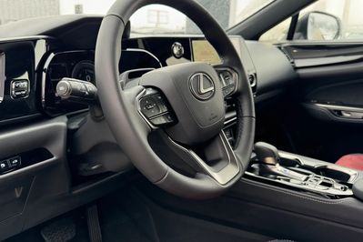 Lexus NX 350h Elegance 2.5 Hybrid
