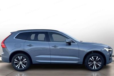 Volvo XC60 B5 B AWD Momentum Pro aut