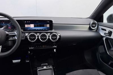 Mercedes CLA 200 AMG Line