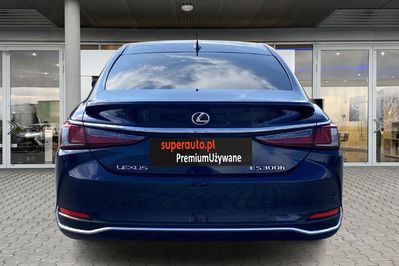 Lexus ES 300h Business Edition