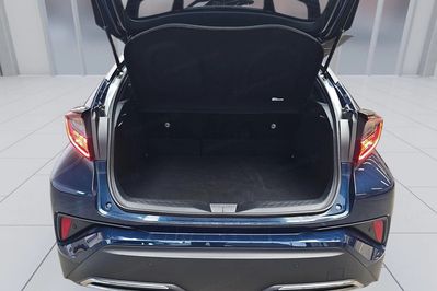 Toyota C-HR 2.0 Hybrid Style