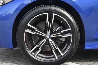 BMW Seria 3 318i M Sport