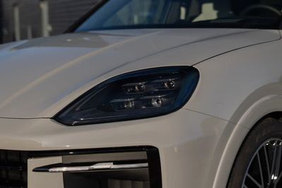 Porsche Cayenne Coupe S E-Hybrid PHEV Black Edition