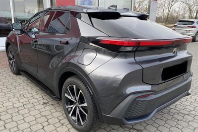 Toyota C-HR Style 2.0 Hybrid Dynamic Force Plug-in