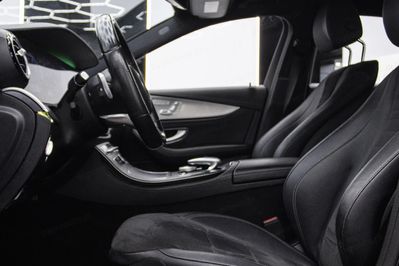 Mercedes E Klasa 220 d 4-Matic 9G-TRONIC