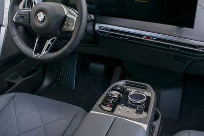 BMW iX M60