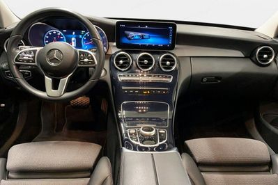 Mercedes Klasa C 180 9G-TRONIC