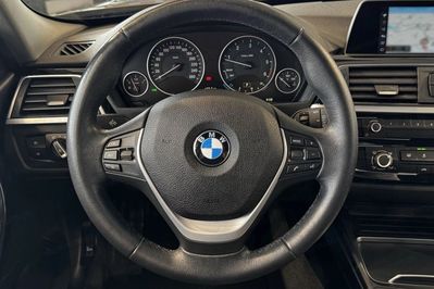 BMW Seria 3 Touring 318d