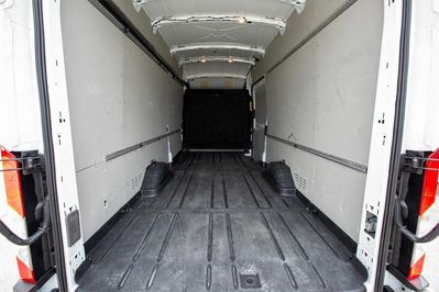Ford Transit L4H3