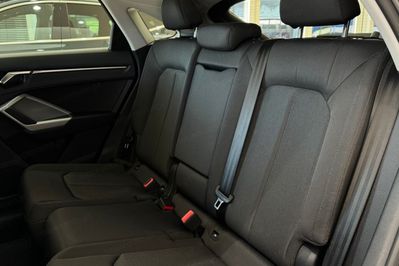 Audi Q3 35 TFSI mHEV S tronic