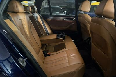 BMW Seria 5 Touring 540d xDrive M Sport