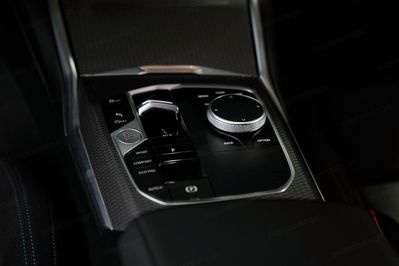 BMW Seria 3 318i M Sport