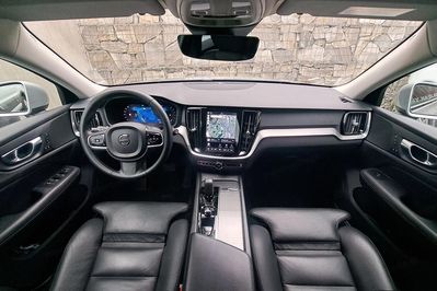 Volvo V60 CC Plus B4 D AWD aut