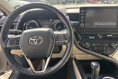 Toyota Camry Executive 2.5 Hybrid