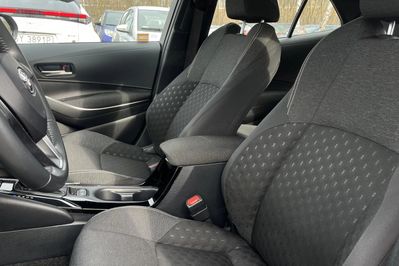 Toyota Corolla 1.8 Hybrid Comfort