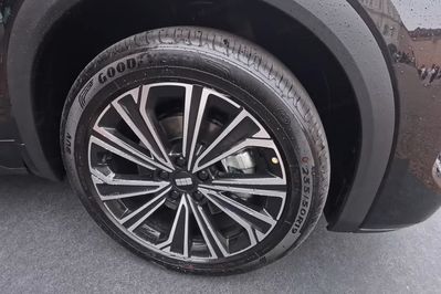 Geely Starray EM-i 1.5 PHEV Max