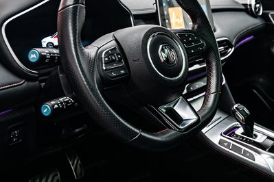 MG HS 1.5 T-GDI Exclusive DCT
