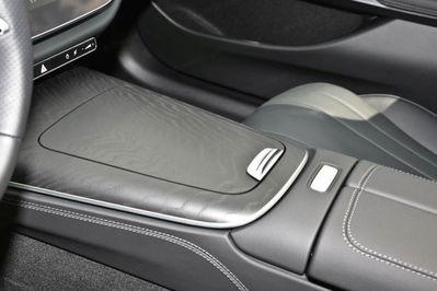 Mercedes Klasa E 220 d 4-Matic AMG