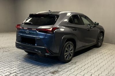 Lexus UX 300h F Sport Design 2.0 Hybrid Dynamic Force AWD