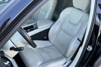 Volvo V60 B4 B Plus Dark aut