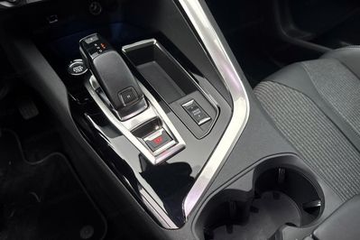 Peugeot 3008 Allure Pack 1.5 BlueHDi  S&S EAT8