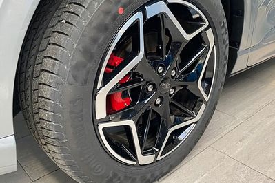 Ford Kuga ST-Line X  2.5 FHEV