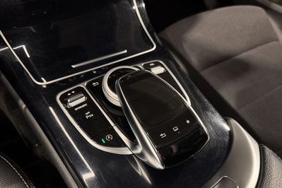 Mercedes Klasa C 200 4-Matic