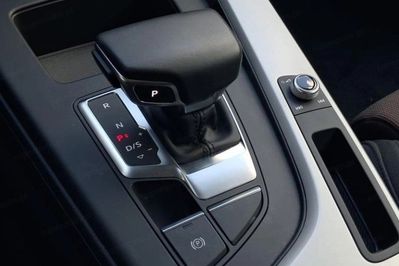 Audi A4 40 TDI mHEV S tronic
