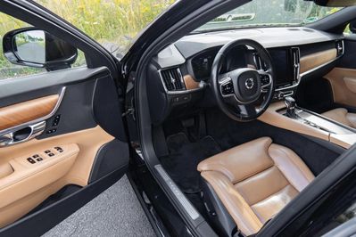 Volvo V90 D4 Inscription