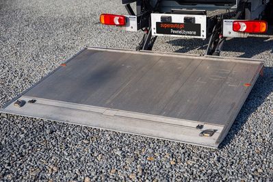 Peugeot Boxer Kontener 8EP + Winda