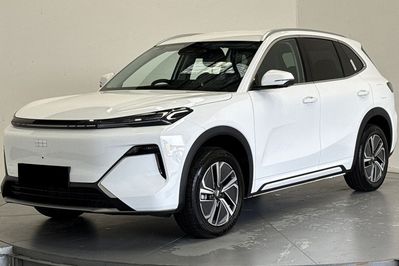Geely Starray EM-i 1.5 PHEV Pro