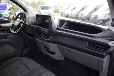 Ford Transit Custom Kombi M1 320 L2H1 Trend A8