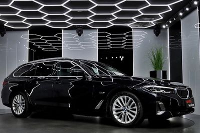 BMW Seria 5 Touring 530e Luxury Line xDrive
