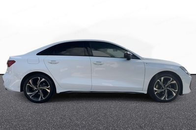 Audi A3 35 TFSI mHEV S Line S tronic