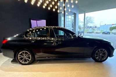 BMW Seria 3 318i aut