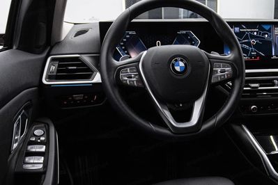 BMW Seria 3 320i Sport Line aut
