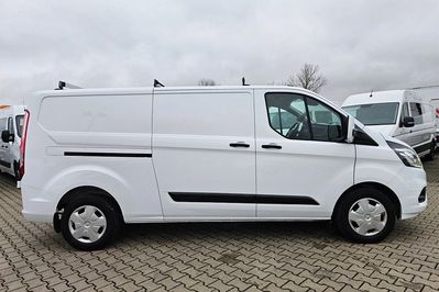 Ford Transit Custom L2H1 AT