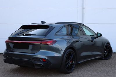 Audi A5 e-Hybrid quattro S line Avant