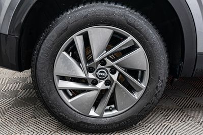 Nissan Qashqai 1.3 DIG-T mHEV Acenta 2WD