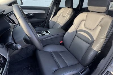 Volvo V90 T6 AWD Plug-In Hybrid Plus Dark aut