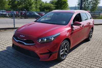 Kia Ceed 1.5 T-GDI Tribute DCT