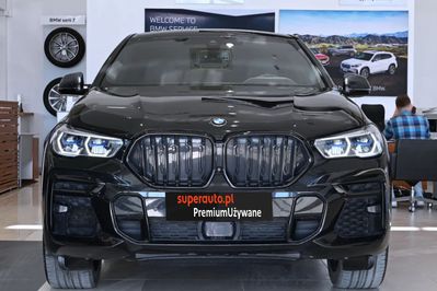 BMW X6 M50i