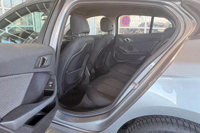 BMW Seria 1 118i Advantage aut
