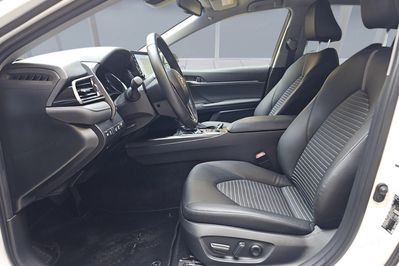 Toyota Camry 2.5 Hybrid Prestige