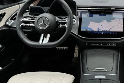 Mercedes Klasa E 220 d AMG