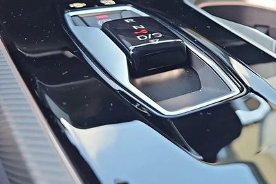 Audi A6 e-Hybrid quattro S line Avant